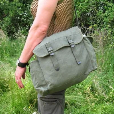 Cotton-Canvas Large 2-Pocket Haversack. New. Olive Green.