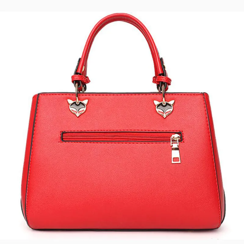 Marion  Patchwork-Handtasche mit Haarball-Details fr Damen