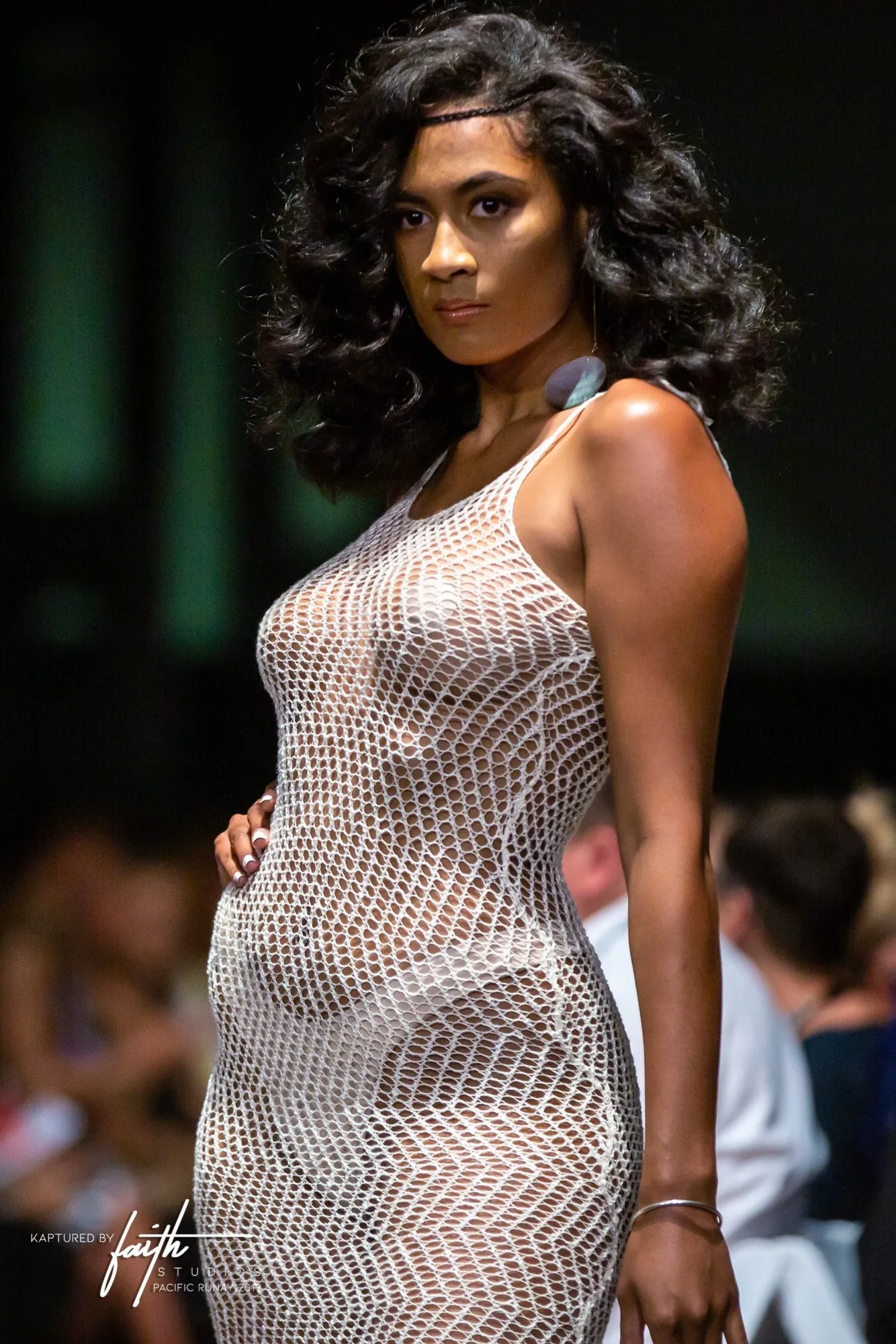NIRUT LACE DRESS