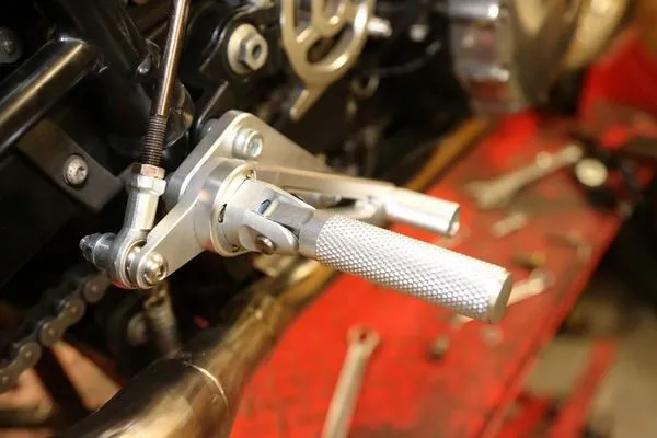 TEC rear sets foldable BLACK or SILVER